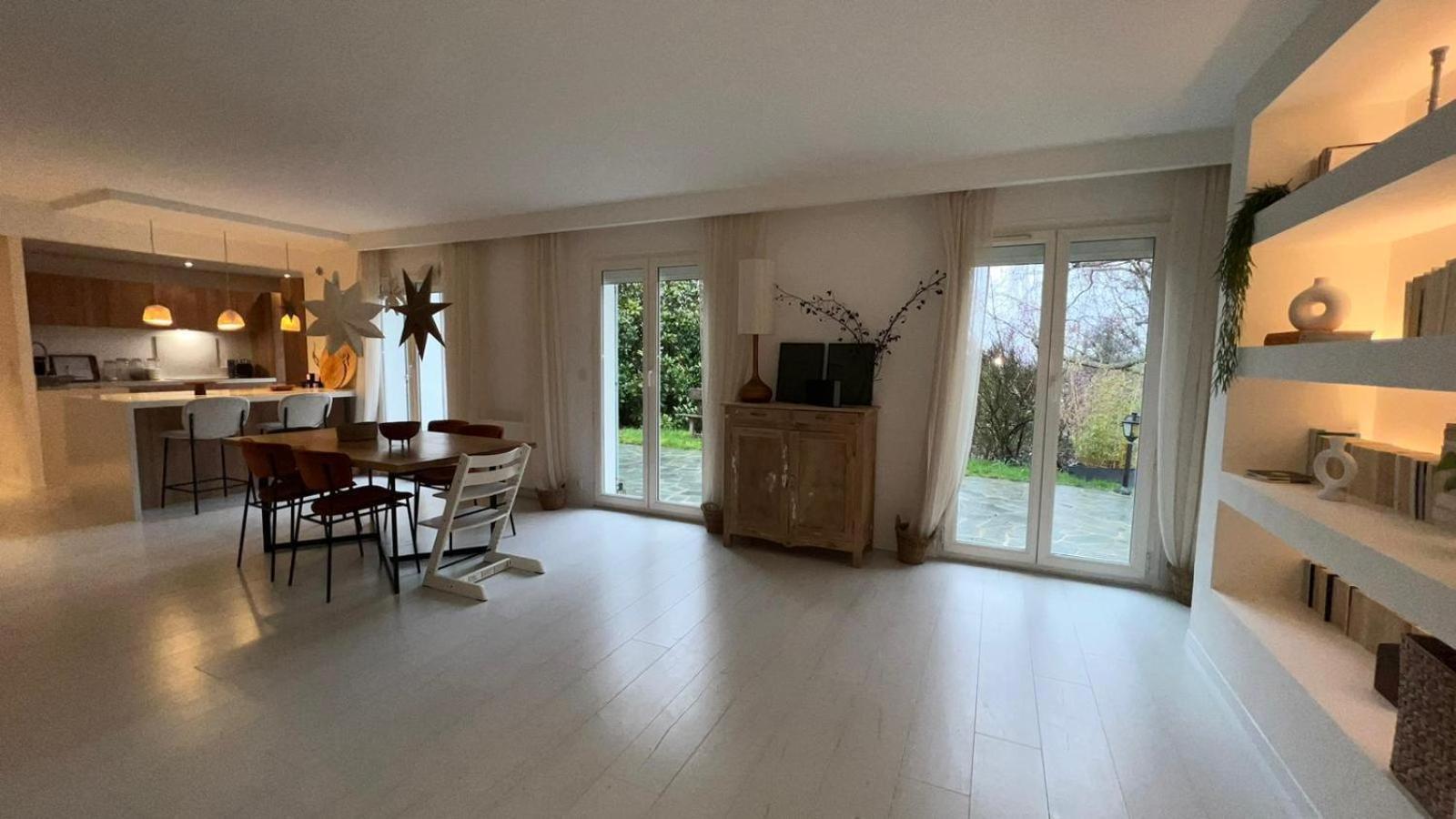 Maison Familiale, Belle Et Moderne Proche De Versailles Et Thoiry Maule Exterior foto